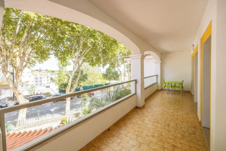 Standard Twin Apartment