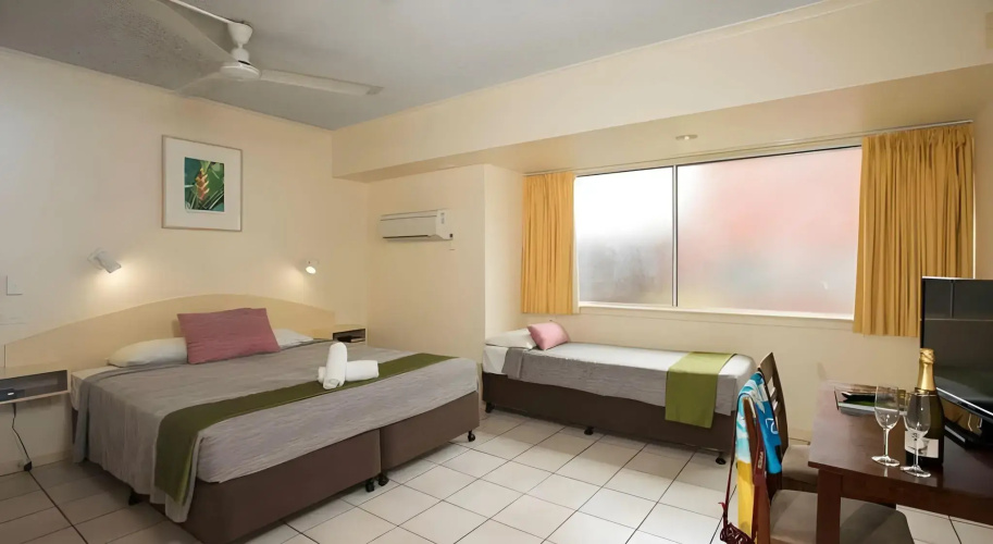 Hides Hotel Cairns