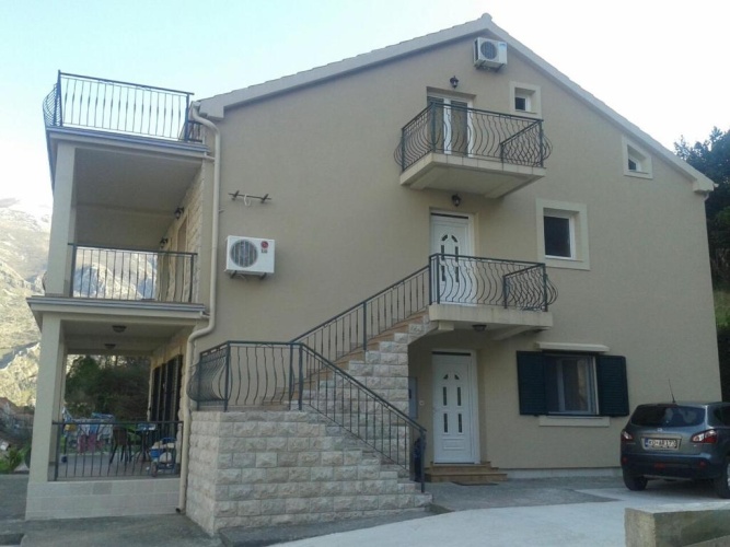 1 Bedroom Apartment with sea view
