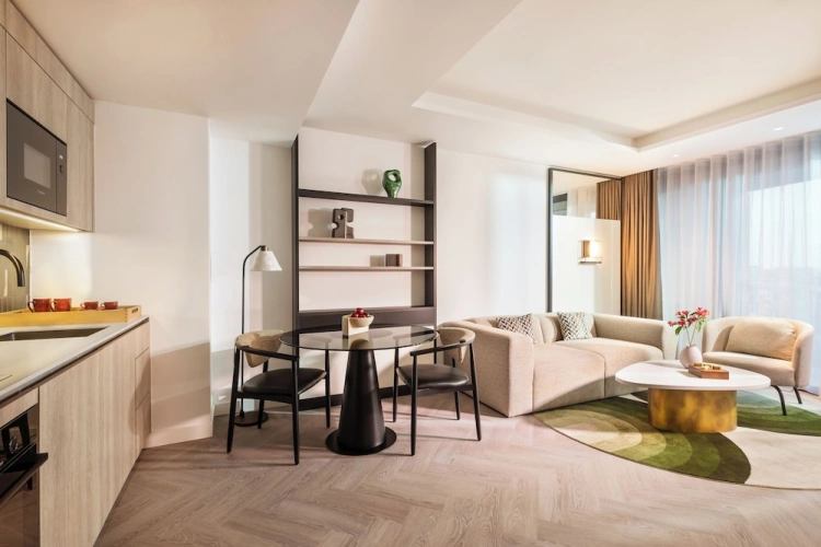 Ambassador Double Suite