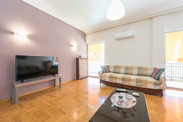 1 Bedroom Apartment with balcony