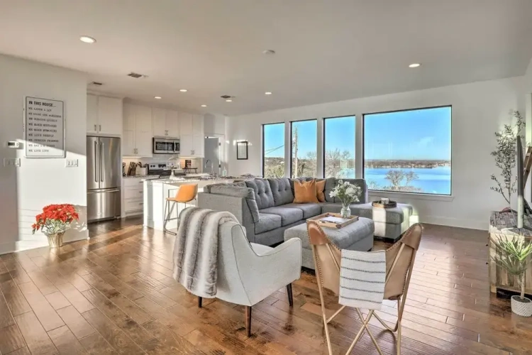 2 Bedrooms Cottage