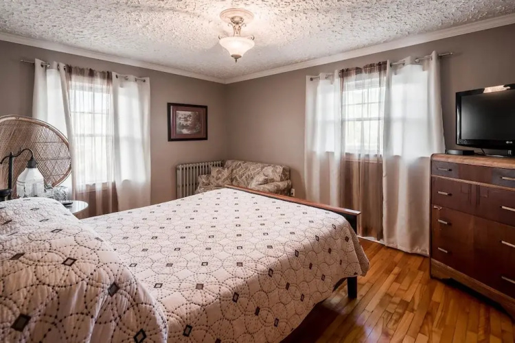 Jeddore Lodge B & B