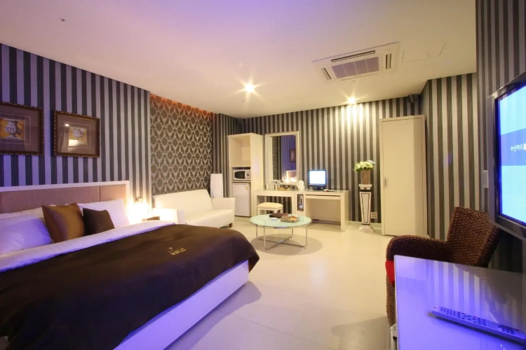Superior room
