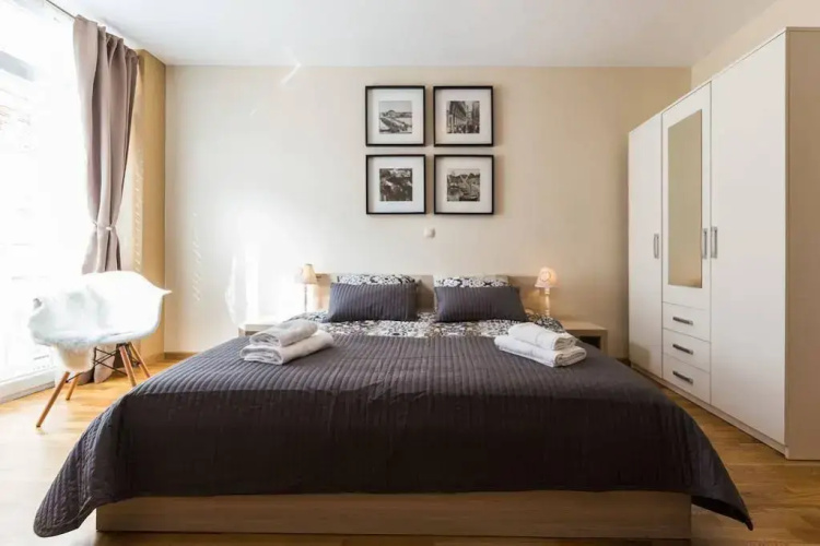 Bell Apartment