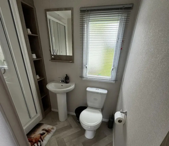 Berwick-upon-tweed - Caravan - Sleeps 6 - Parking