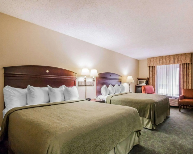 Quality Inn Paris