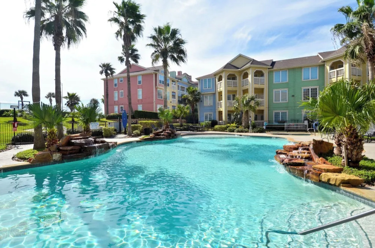 Poolside Pleasure by Ryson Vacation Rentals