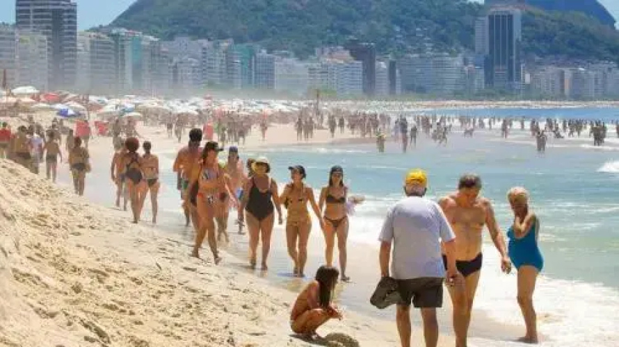 Quarto Individual - Copacabana - BR - RJ