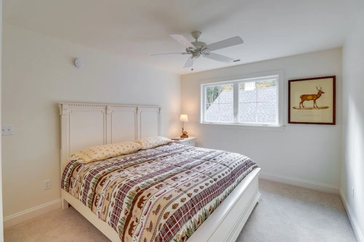 5 Bedrooms Cottage