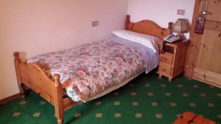 Standard Single room with view
