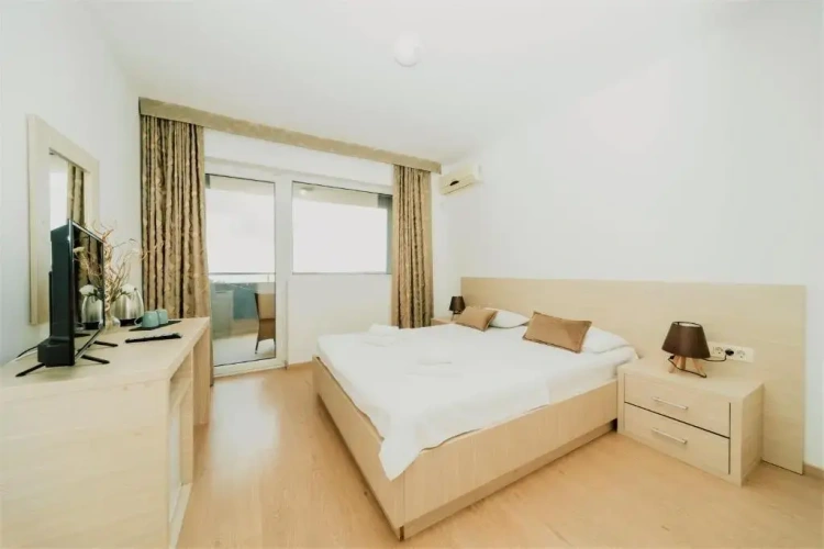 Standard Double room with balcony and with sea view