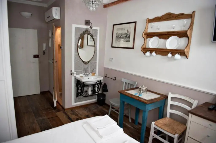 Romantic Nest Florence Apartment
