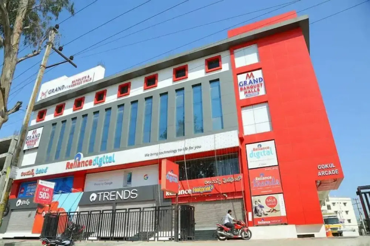 Hotel M Grand
