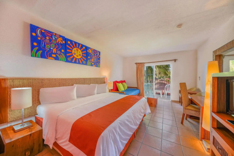 Royal Decameron Complex
