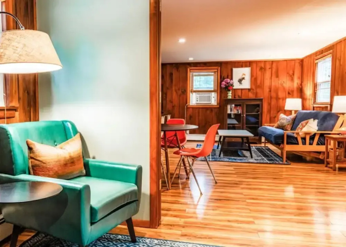 Phoenicia Lodge