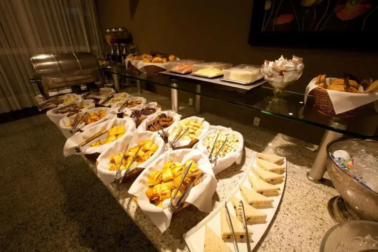 Oitis Hotel