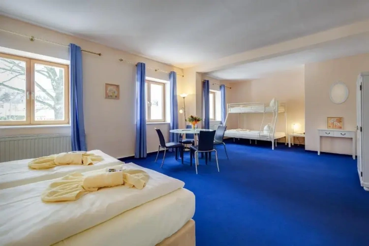 Standard Quadruple room