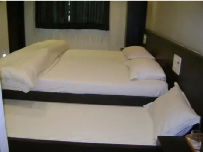 Hotel Woodland