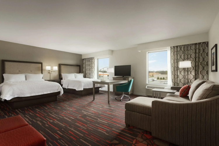 Hampton Inn & Suites St. Louis/Alton