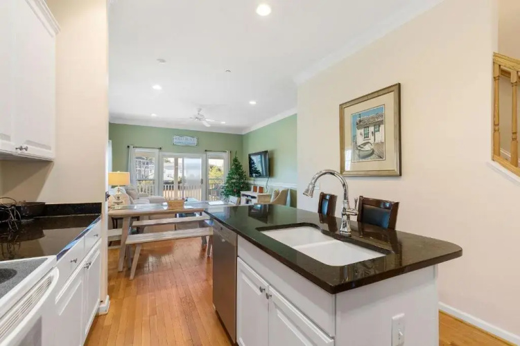 93 Waters Edge - Townhome - Pool