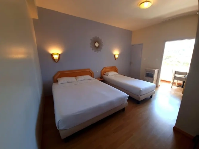 Comfort Triple room with view