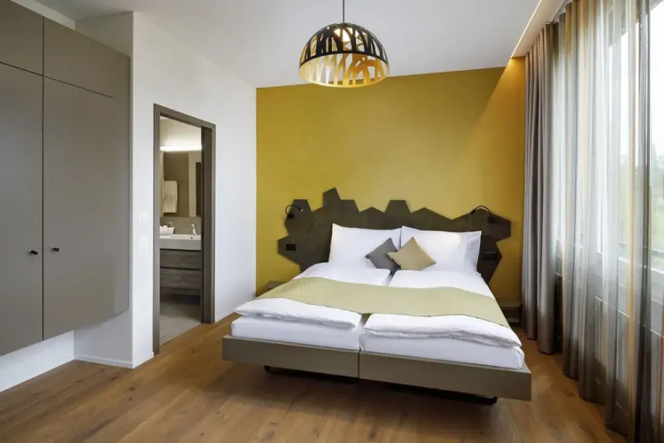 FOCUS Hotel