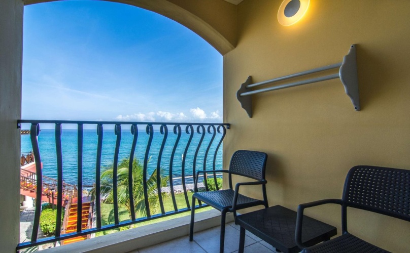 Jewel Paradise Cove Adult Beach Resort & Spa – All Inclusive photo 8