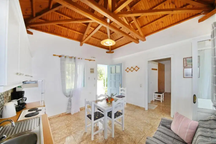 Anesis Apartment 2