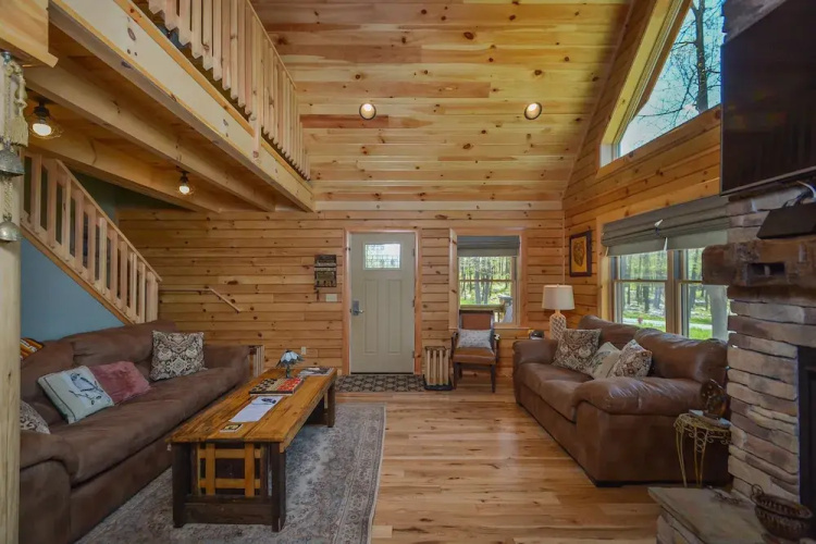 Log Me Inn 5 Bedroom House