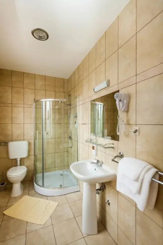 Hotel Petrijevci