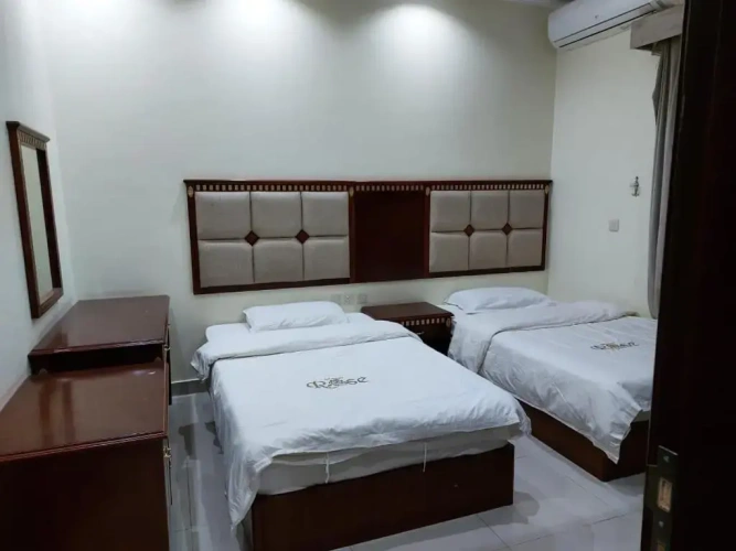2 Bedrooms Apartment