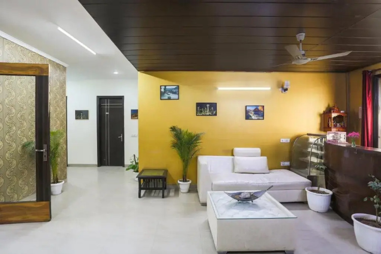 Collection O L B Residency