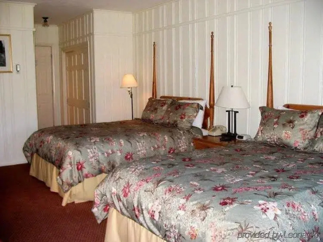 Inn At The Beeches