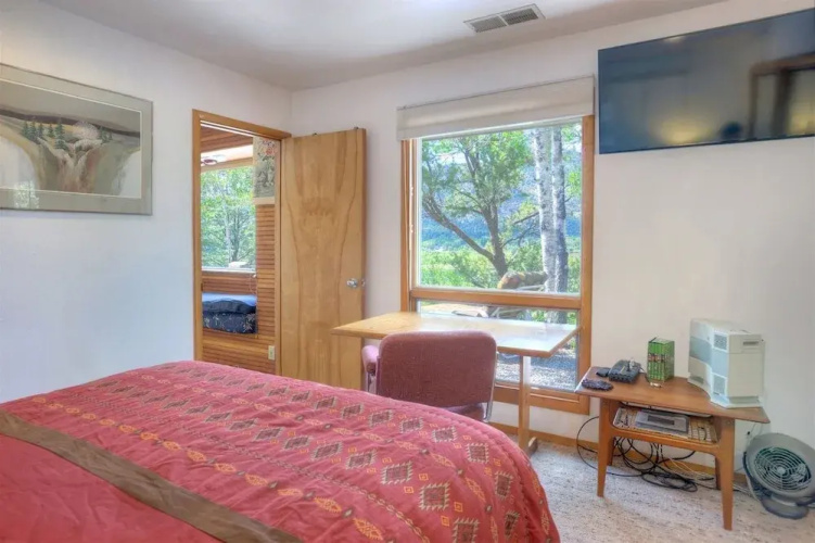 Valley View Retreat
