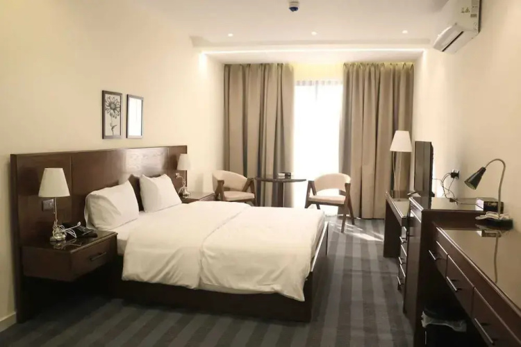 north paradise hotel