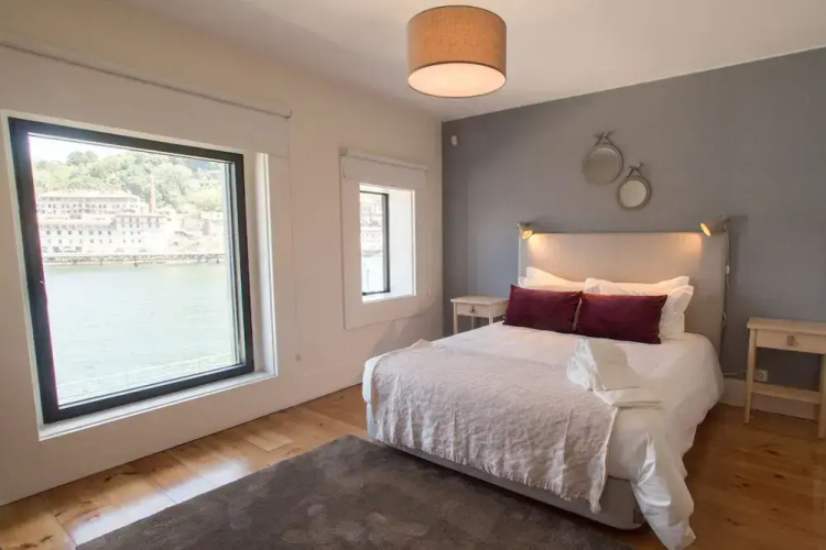 Douro Triplex - Stunning River Views by Porto City Hosts