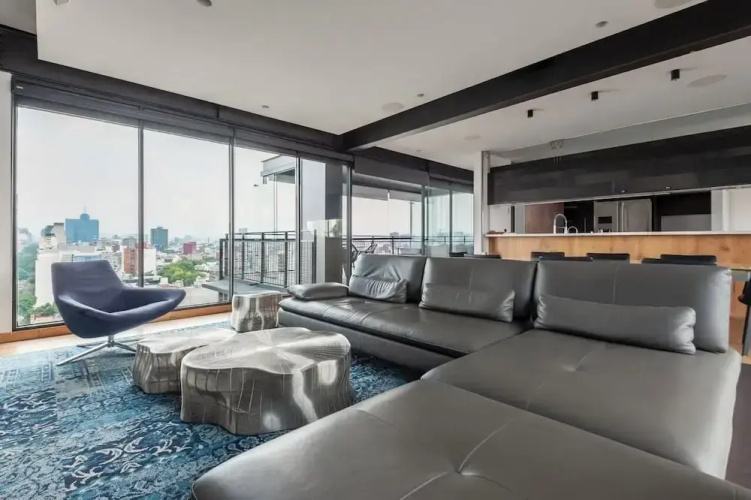 319-PH Luxury 3BR Duplex PH