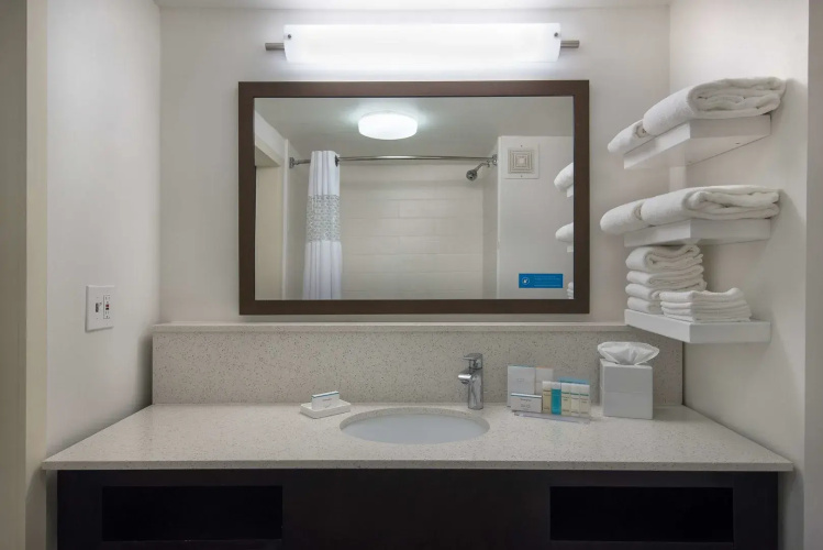 Hampton Inn Commerce
