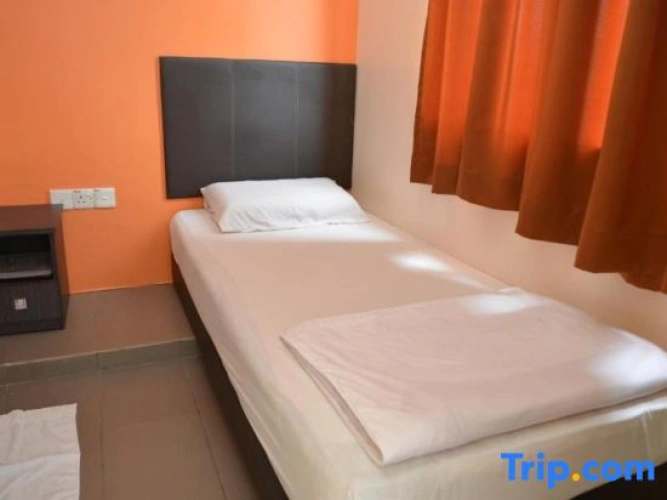 Standard Double room with city view