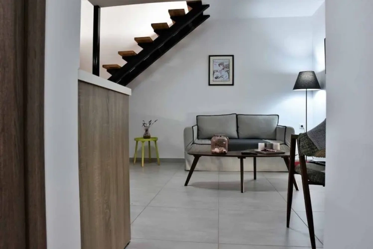 2 Bedrooms Cottage