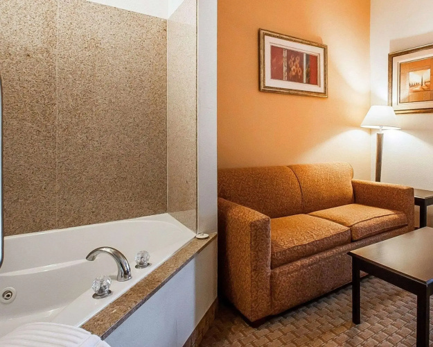 Comfort Suites Jackson-Cape Girardeau
