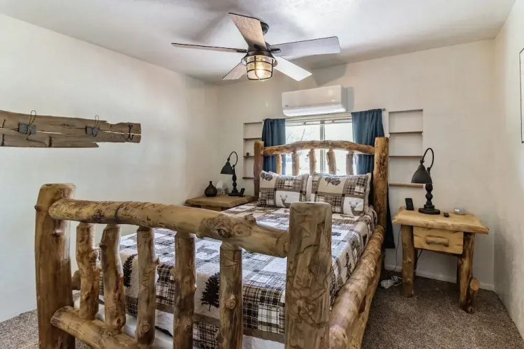 Prince Pine 3 Bedroom Cabin by Redawning