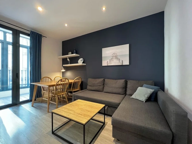 2 Bedrooms Apartment with balcony