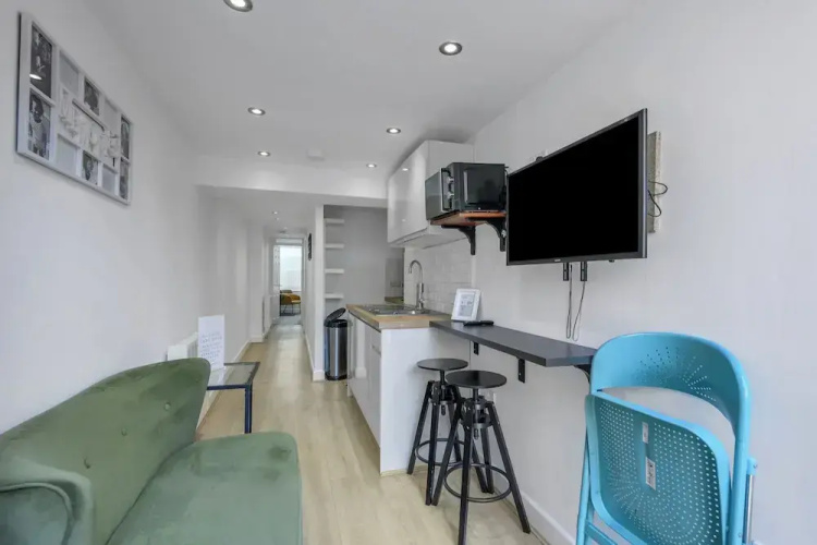 Ecclesall Road Apartment