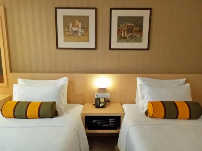 Premier Twin room