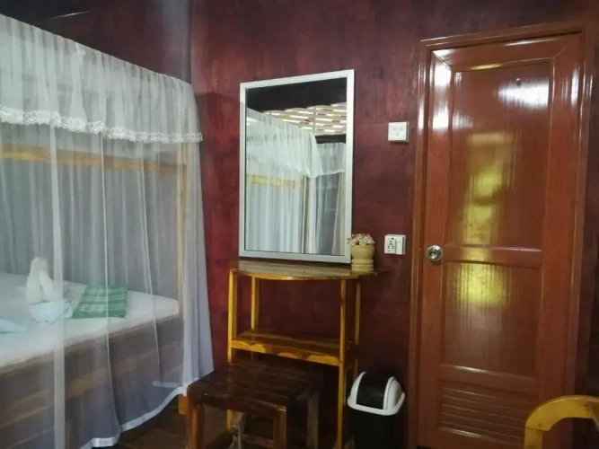 Deluxe Quadruple room with view