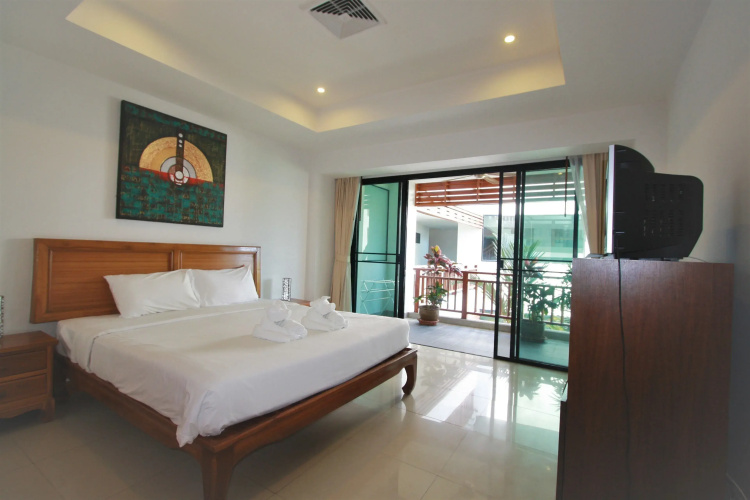 Surin Sabai Condominium 2