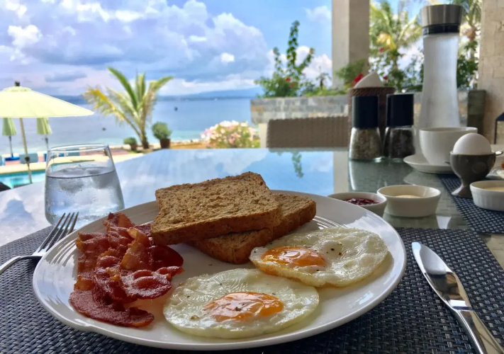 Emoha Dive Resort