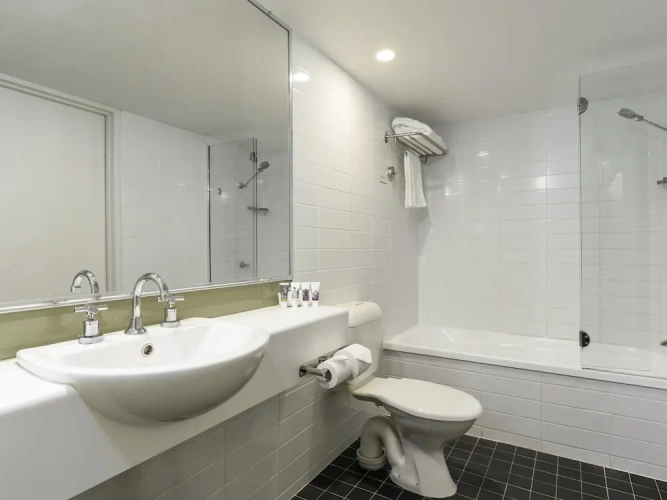 Standard Twin room with balcony